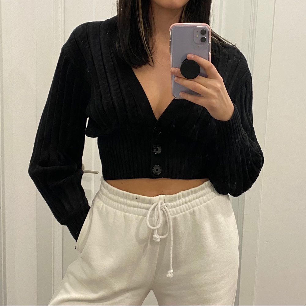 Aritzia Wilfred cardigan black